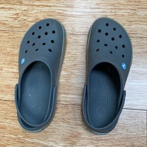 Crocs Crocbands Clogs M9 W11.